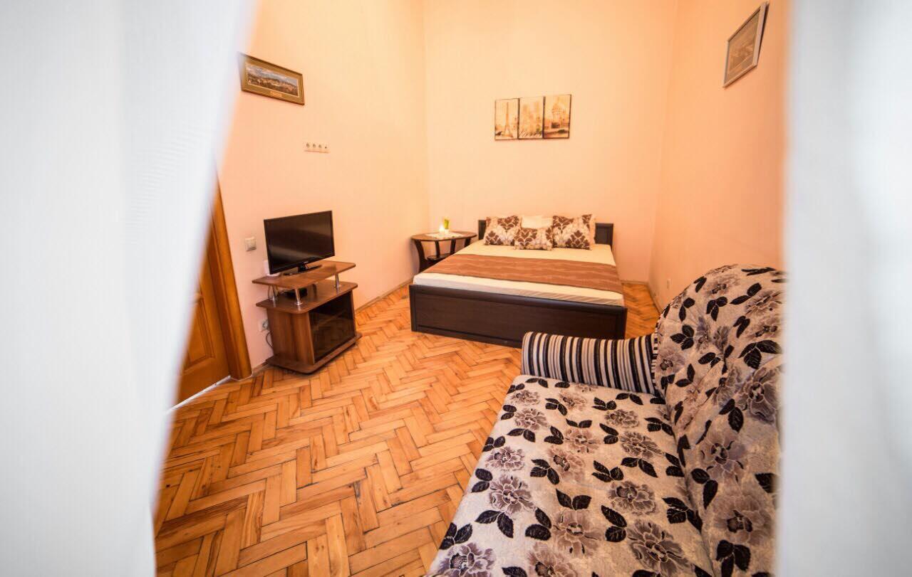Apartment On Teatralna 7 Lviv Eksteriør billede